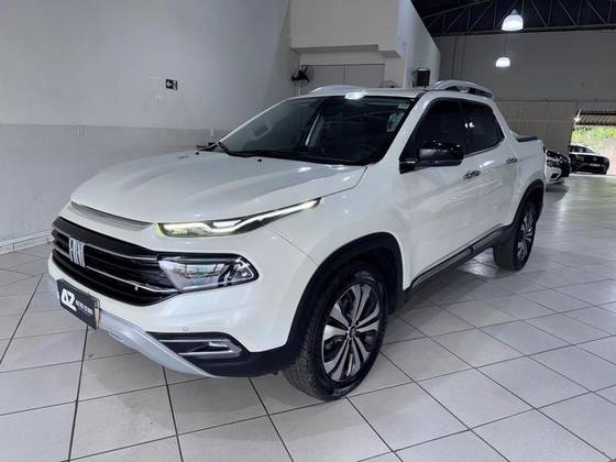 FIAT TORO 2.0 16V TURBO DIESEL VOLCANO 4WD AT9